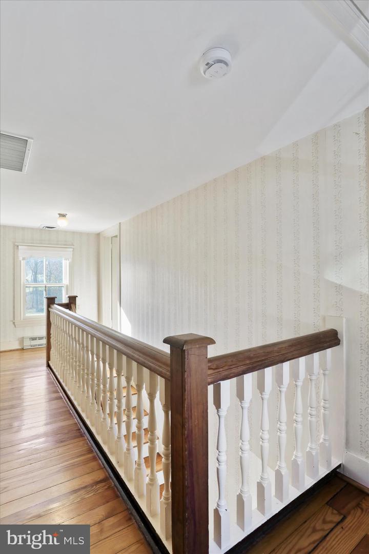 33675 SNICKERSVILLE TPKE, BLUEMONT, Virginia 20135, 3 Bedrooms Bedrooms, ,1 BathroomBathrooms,Residential,For sale,33675 SNICKERSVILLE TPKE,VALO2113774 MLS # VALO2113774