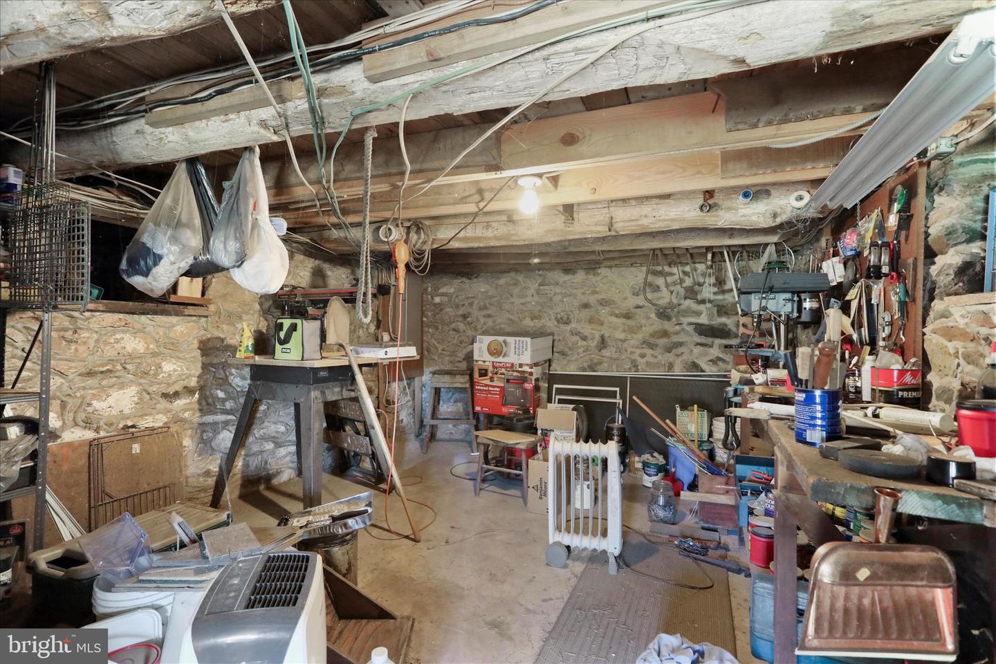 33675 SNICKERSVILLE TPKE, BLUEMONT, Virginia 20135, 3 Bedrooms Bedrooms, ,1 BathroomBathrooms,Residential,For sale,33675 SNICKERSVILLE TPKE,VALO2113774 MLS # VALO2113774