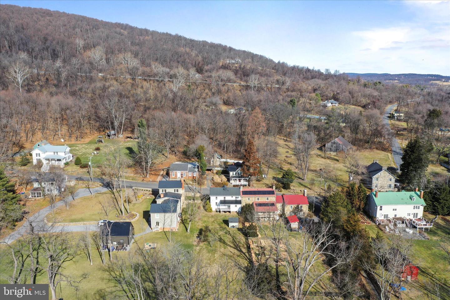 33675 SNICKERSVILLE TPKE, BLUEMONT, Virginia 20135, 3 Bedrooms Bedrooms, ,1 BathroomBathrooms,Residential,For sale,33675 SNICKERSVILLE TPKE,VALO2113774 MLS # VALO2113774