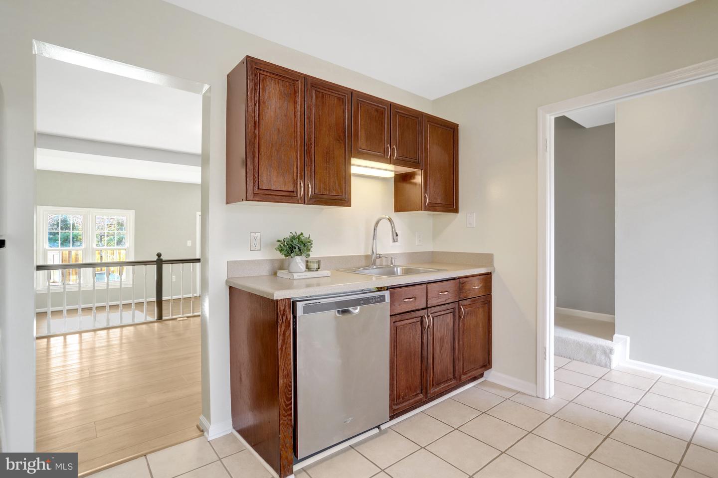 6587 BERMUDA GREEN CT, ALEXANDRIA, Virginia 22312, 3 Bedrooms Bedrooms, ,2 BathroomsBathrooms,Residential,For sale,6587 BERMUDA GREEN CT,VAFX2285300 MLS # VAFX2285300