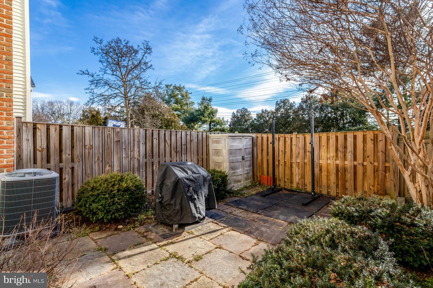 6587 BERMUDA GREEN CT, ALEXANDRIA, Virginia 22312, 3 Bedrooms Bedrooms, ,2 BathroomsBathrooms,Residential,For sale,6587 BERMUDA GREEN CT,VAFX2285300 MLS # VAFX2285300