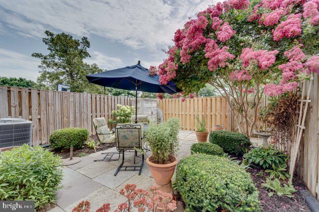 6587 BERMUDA GREEN CT, ALEXANDRIA, Virginia 22312, 3 Bedrooms Bedrooms, ,2 BathroomsBathrooms,Residential,For sale,6587 BERMUDA GREEN CT,VAFX2285300 MLS # VAFX2285300