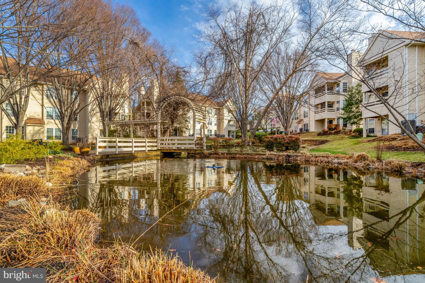 6587 BERMUDA GREEN CT, ALEXANDRIA, Virginia 22312, 3 Bedrooms Bedrooms, ,2 BathroomsBathrooms,Residential,For sale,6587 BERMUDA GREEN CT,VAFX2285300 MLS # VAFX2285300