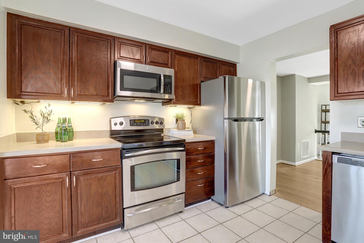 6587 BERMUDA GREEN CT, ALEXANDRIA, Virginia 22312, 3 Bedrooms Bedrooms, ,2 BathroomsBathrooms,Residential,For sale,6587 BERMUDA GREEN CT,VAFX2285300 MLS # VAFX2285300