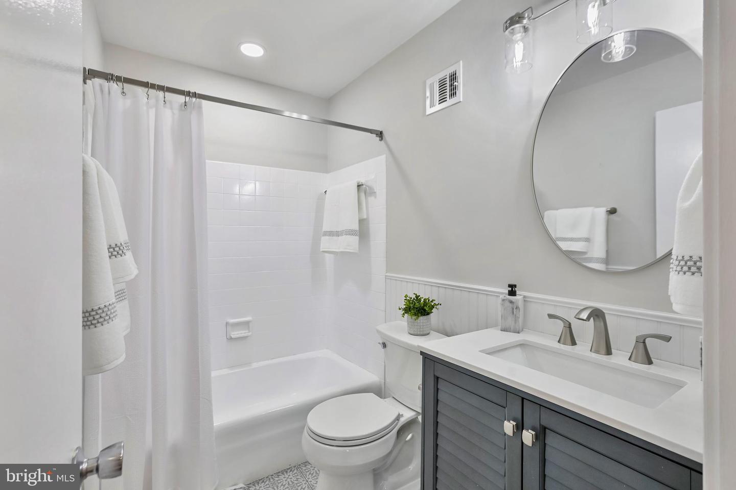 2257 WHEELWRIGHT CT, RESTON, Virginia 20191, 3 Bedrooms Bedrooms, ,3 BathroomsBathrooms,Residential,For sale,2257 WHEELWRIGHT CT,VAFX2285302 MLS # VAFX2285302