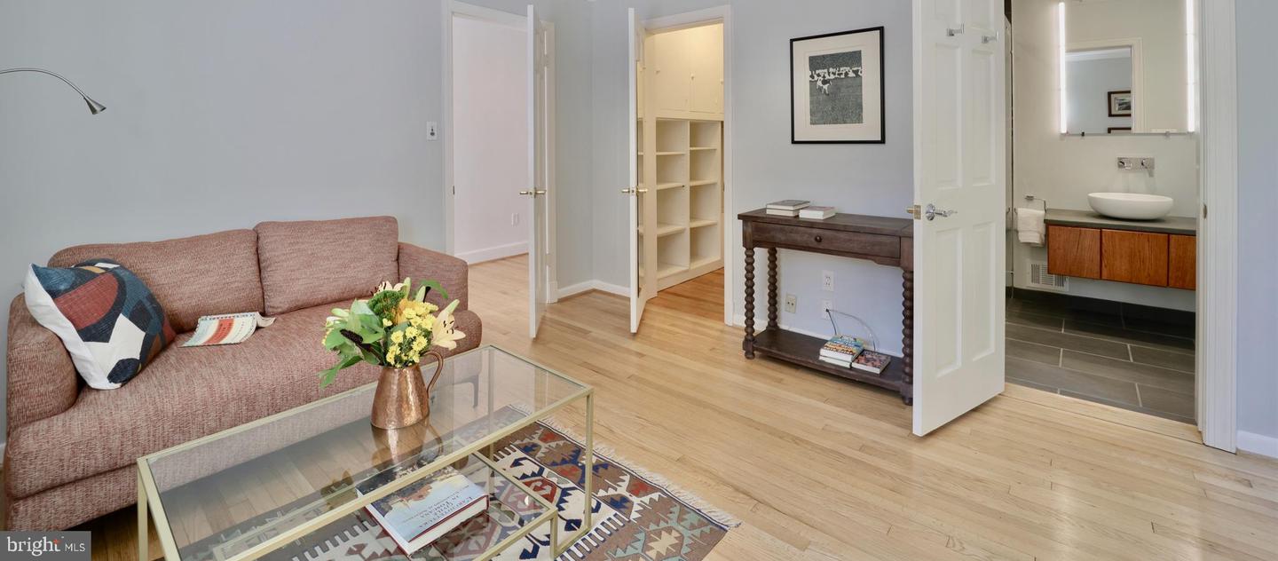 3137 ABERFOYLE PL NW, WASHINGTON, District Of Columbia 20015, 5 Bedrooms Bedrooms, ,4 BathroomsBathrooms,Residential,For sale,3137 ABERFOYLE PL NW,DCDC2240934 MLS # DCDC2240934