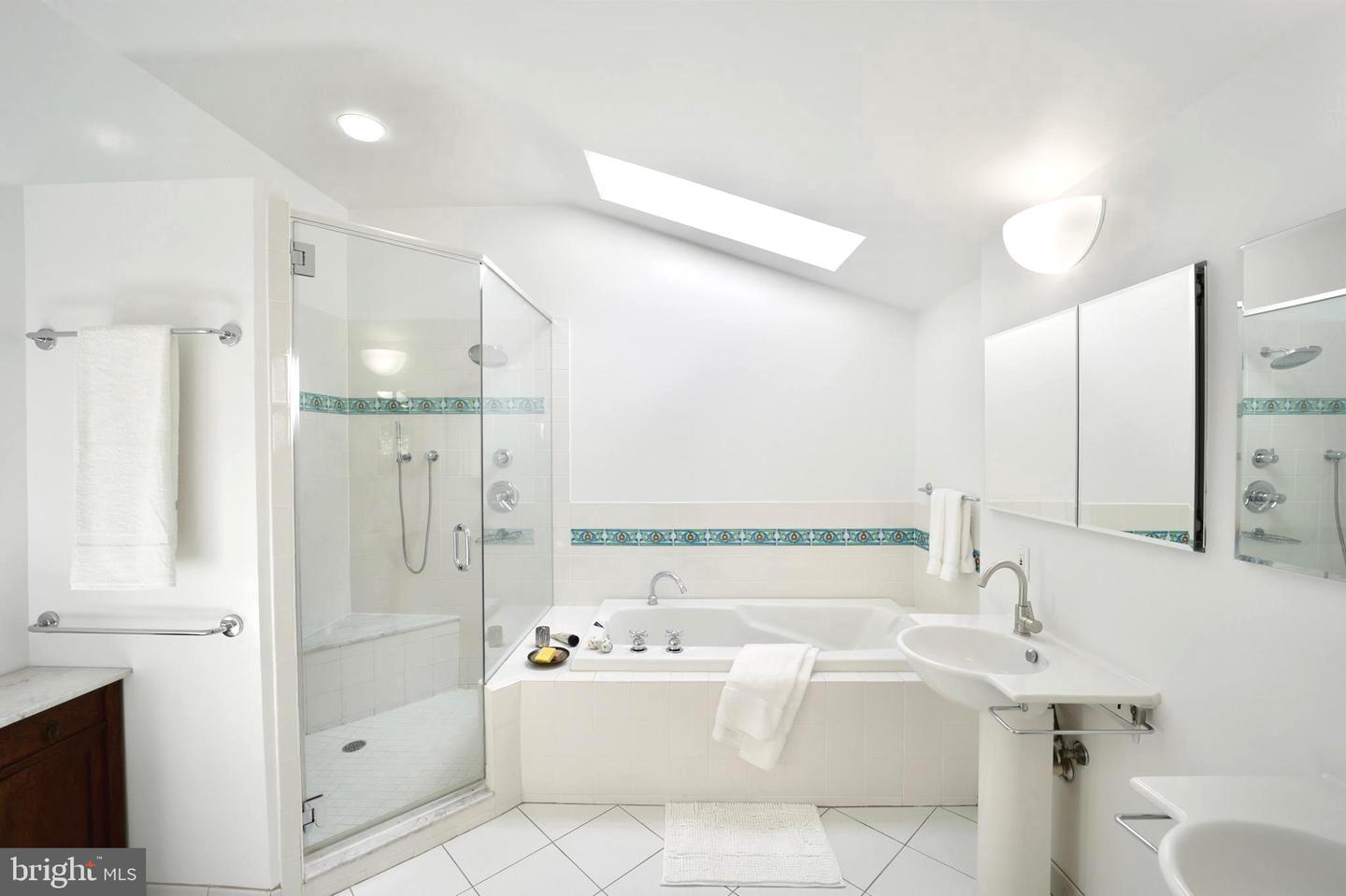 3137 ABERFOYLE PL NW, WASHINGTON, District Of Columbia 20015, 5 Bedrooms Bedrooms, ,4 BathroomsBathrooms,Residential,For sale,3137 ABERFOYLE PL NW,DCDC2240934 MLS # DCDC2240934