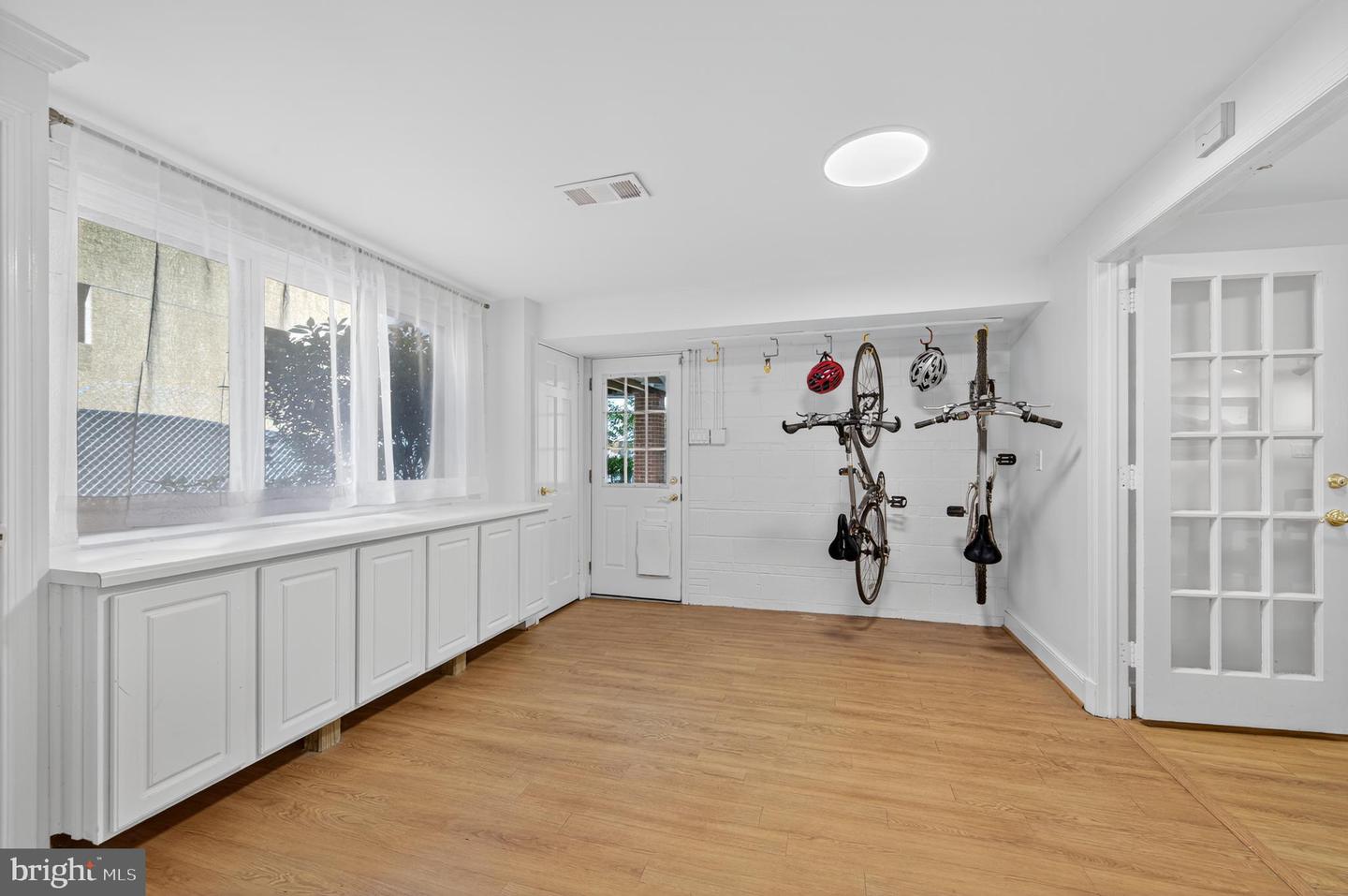 3137 ABERFOYLE PL NW, WASHINGTON, District Of Columbia 20015, 5 Bedrooms Bedrooms, ,4 BathroomsBathrooms,Residential,For sale,3137 ABERFOYLE PL NW,DCDC2240934 MLS # DCDC2240934