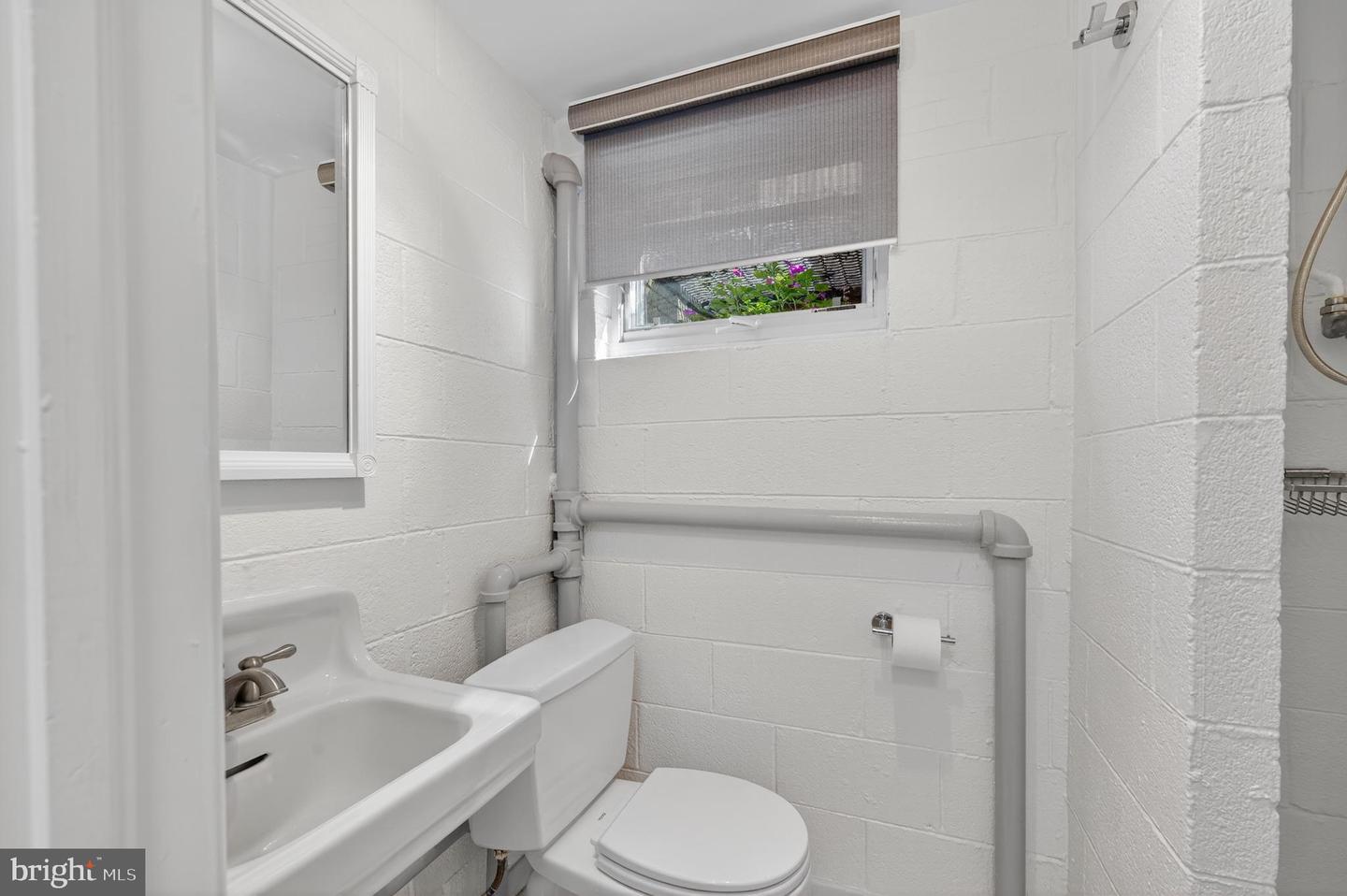 3137 ABERFOYLE PL NW, WASHINGTON, District Of Columbia 20015, 5 Bedrooms Bedrooms, ,4 BathroomsBathrooms,Residential,For sale,3137 ABERFOYLE PL NW,DCDC2240934 MLS # DCDC2240934