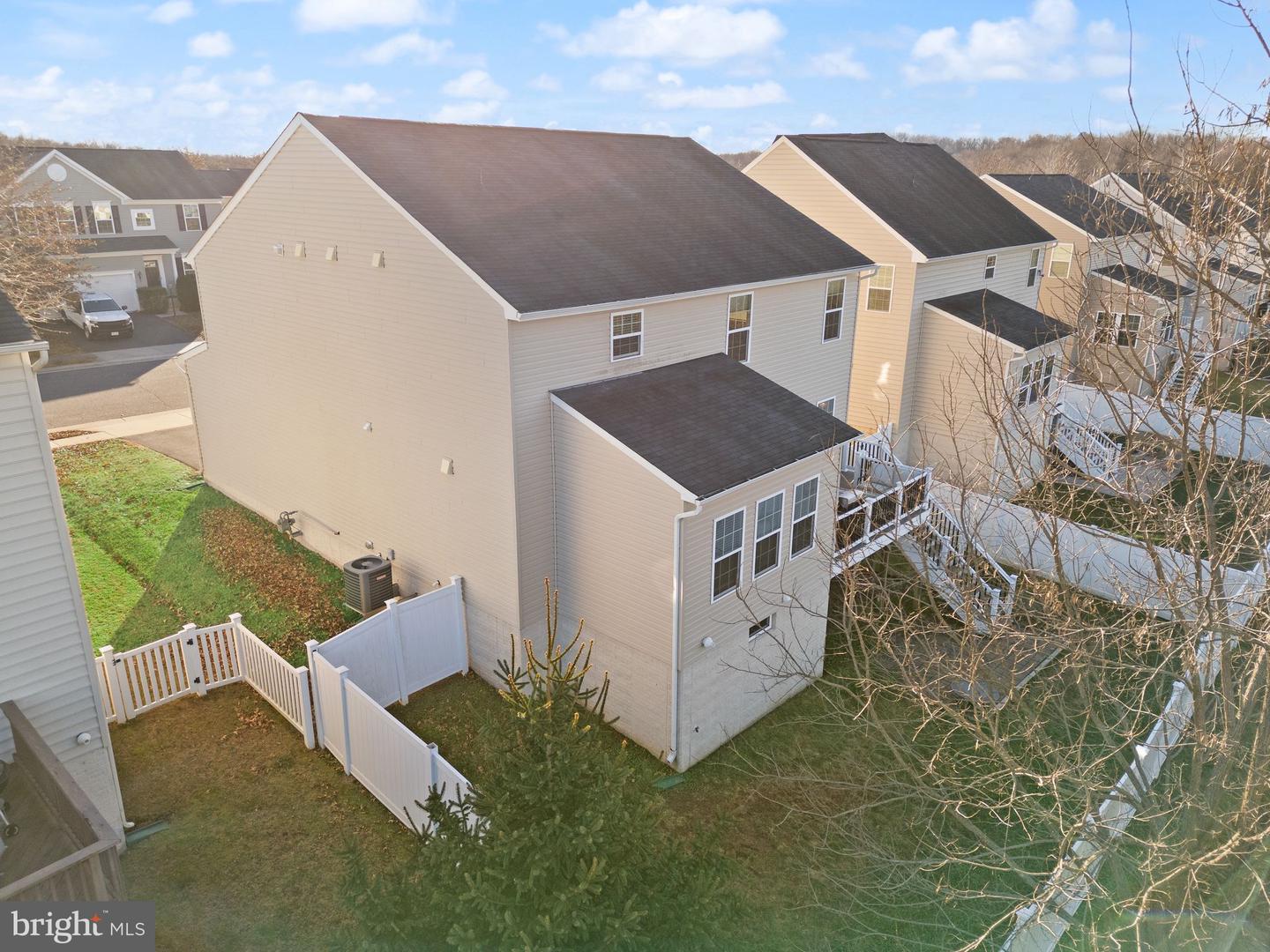 12021 LIVE OAK DR, CULPEPER, Virginia 22701, 4 Bedrooms Bedrooms, ,3 BathroomsBathrooms,Residential,For sale,12021 LIVE OAK DR,VACU2012374 MLS # VACU2012374