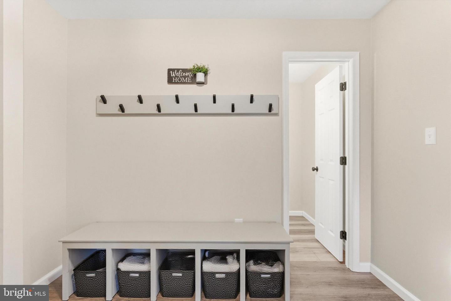 200 LAUCK DR, WINCHESTER, Virginia 22603, 3 Bedrooms Bedrooms, ,2 BathroomsBathrooms,Residential,For sale,200 LAUCK DR,VAFV2038848 MLS # VAFV2038848