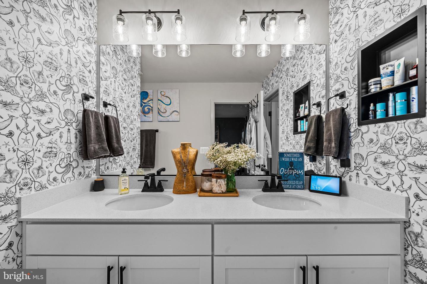 4137 FOXHAVEN DR, BEALETON, Virginia 22712, 4 Bedrooms Bedrooms, ,3 BathroomsBathrooms,Residential,For sale,4137 FOXHAVEN DR,VAFQ2020108 MLS # VAFQ2020108