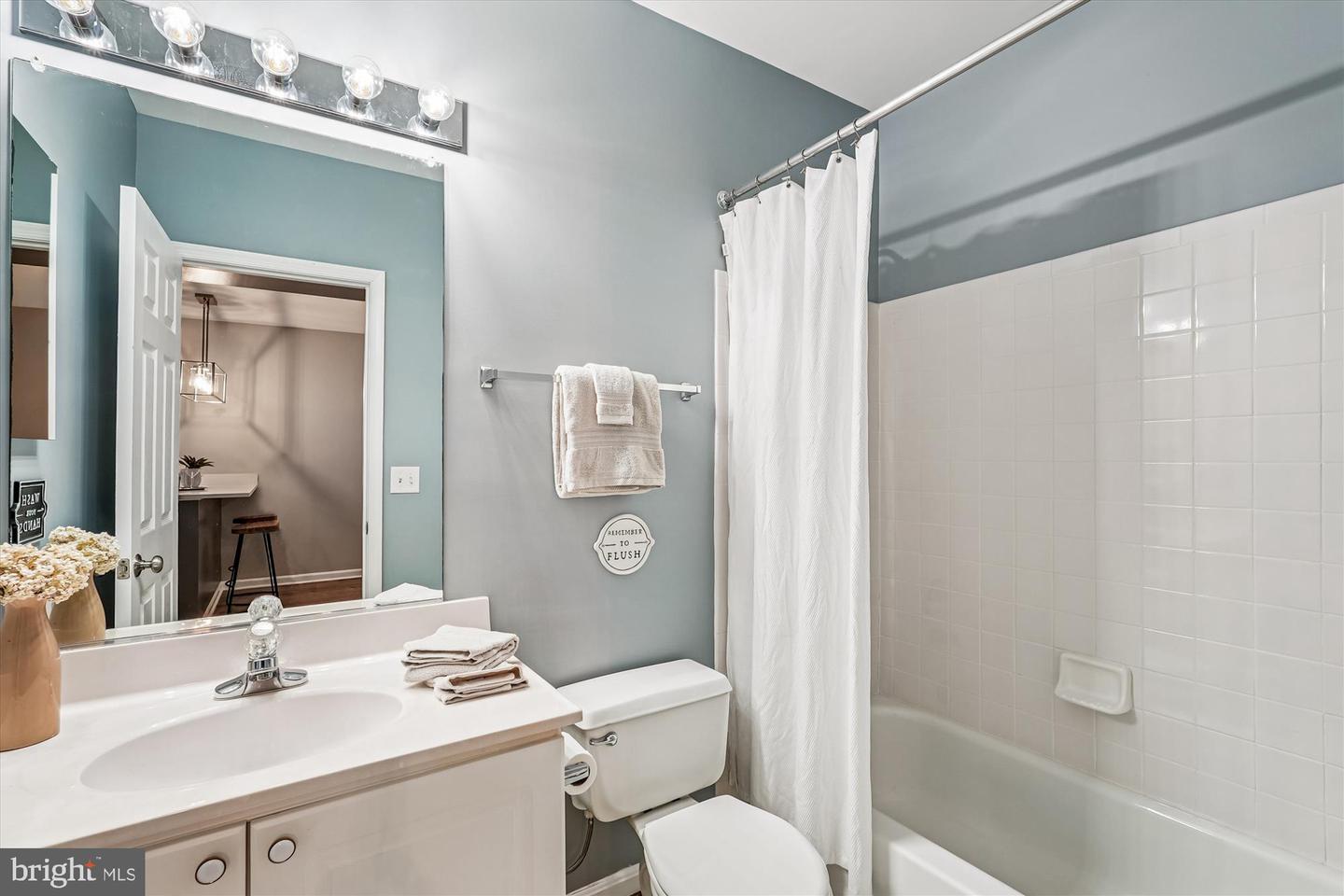 44211 PALLADIAN CT, ASHBURN, Virginia 20147, 5 Bedrooms Bedrooms, ,3 BathroomsBathrooms,Residential,For sale,44211 PALLADIAN CT,VALO2113840 MLS # VALO2113840