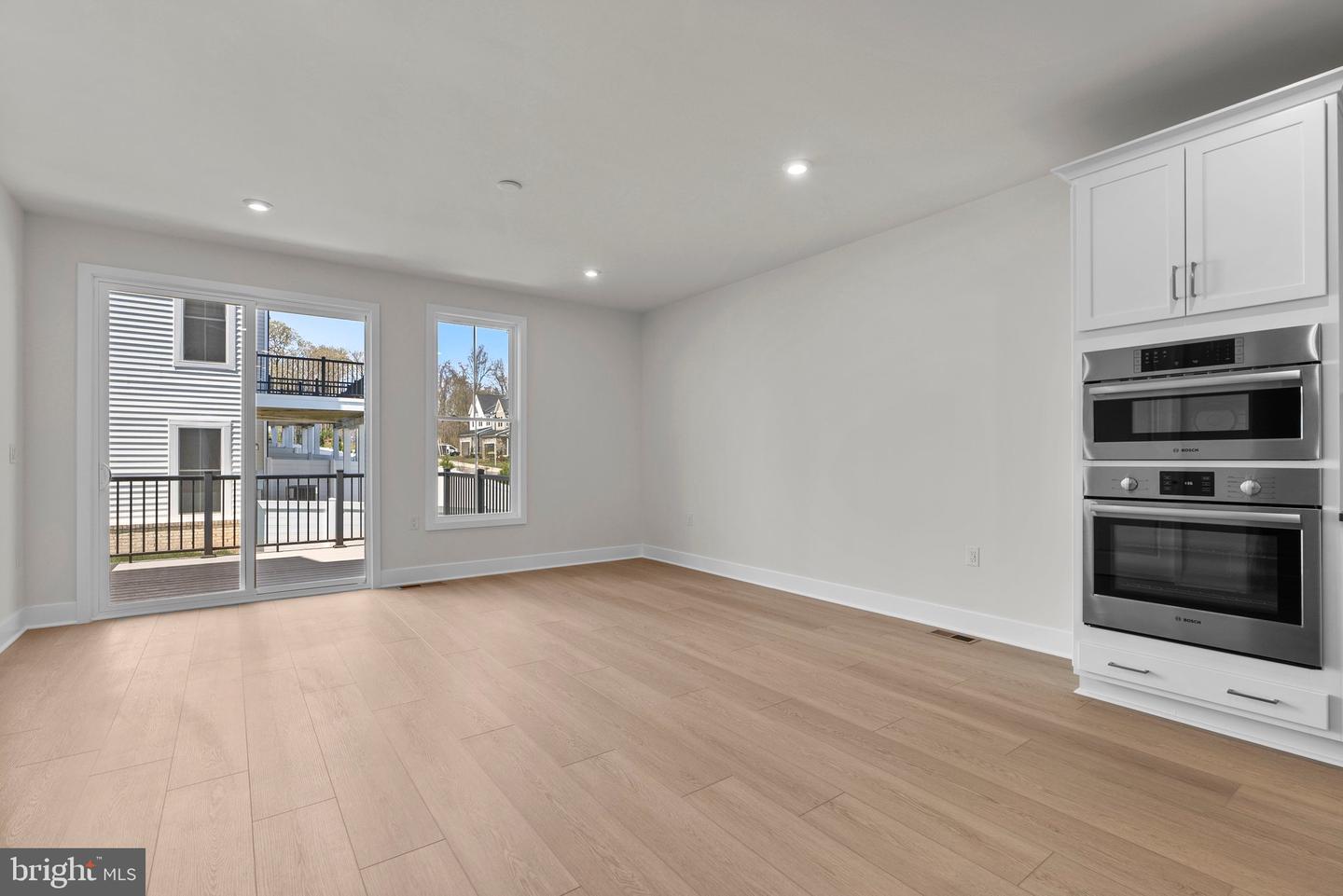 44510 LOWESTOFT SQ #21, ASHBURN, Virginia 20147, 3 Bedrooms Bedrooms, ,2 BathroomsBathrooms,Residential,For sale,44510 LOWESTOFT SQ #21,VALO2113864 MLS # VALO2113864