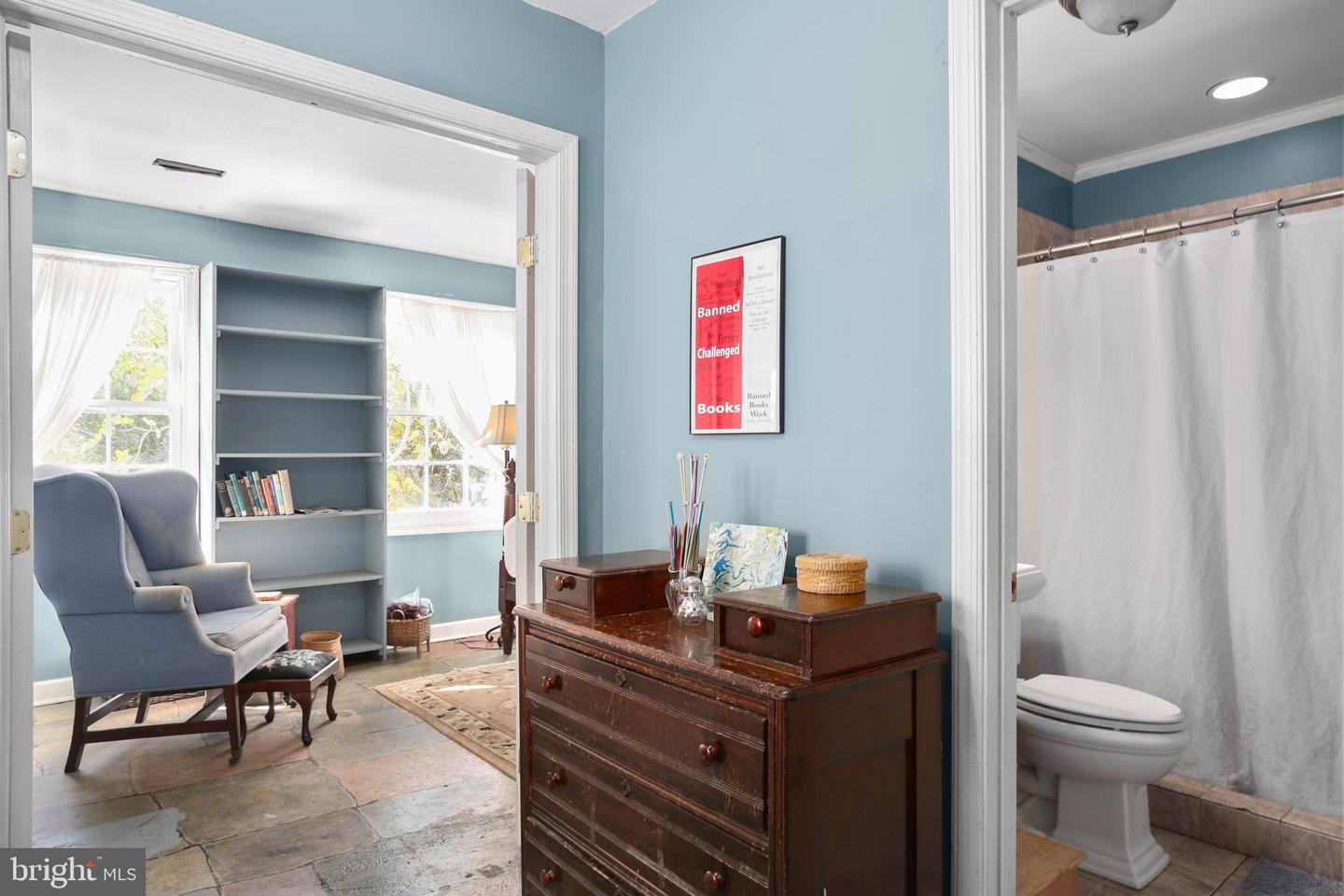 210 PRINCESS ANNE ST, FREDERICKSBURG, Virginia 22401, 3 Bedrooms Bedrooms, 6 Rooms Rooms,1 BathroomBathrooms,Residential,For sale,210 PRINCESS ANNE ST,VAFB2009514 MLS # VAFB2009514