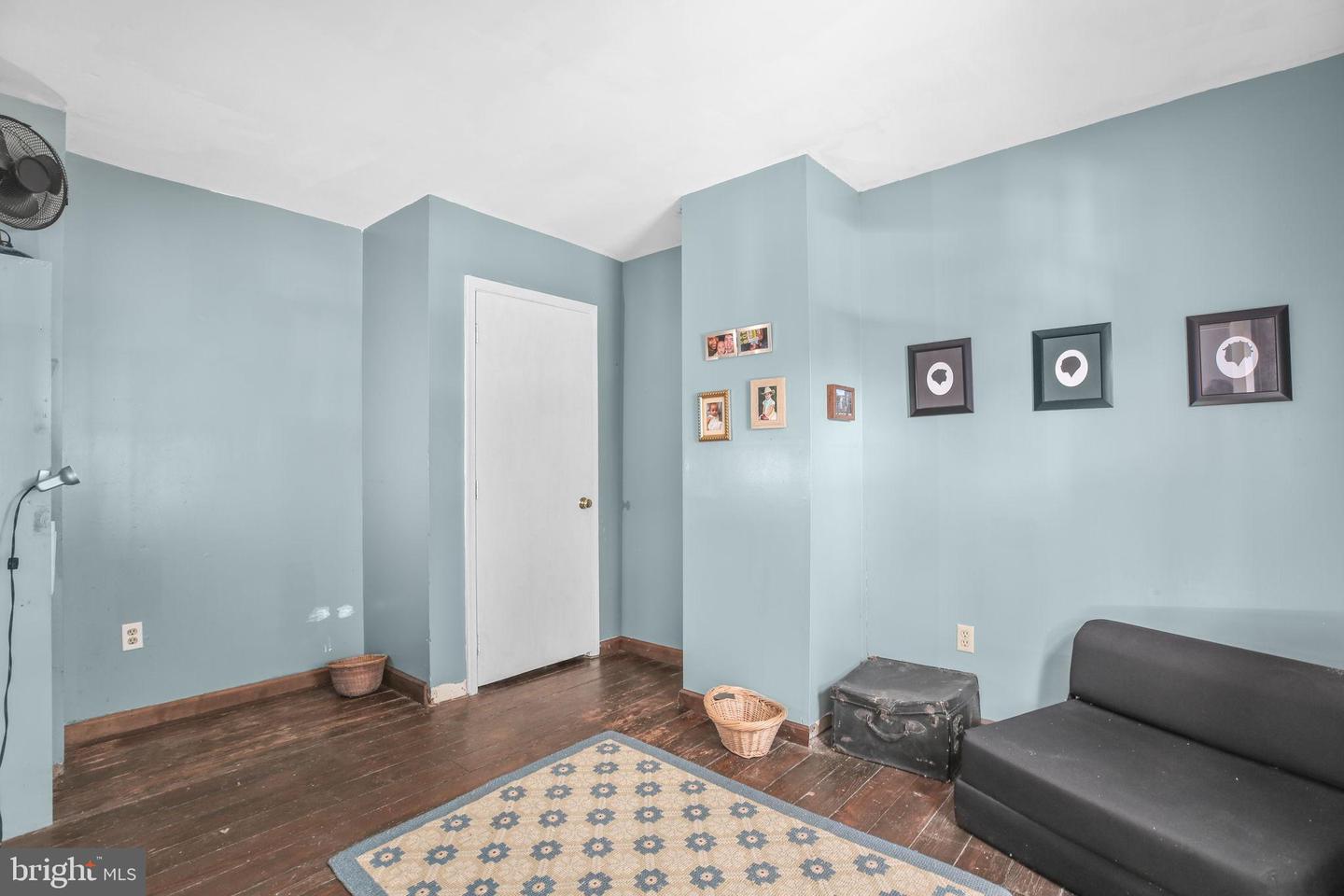 210 PRINCESS ANNE ST, FREDERICKSBURG, Virginia 22401, 3 Bedrooms Bedrooms, 6 Rooms Rooms,1 BathroomBathrooms,Residential,For sale,210 PRINCESS ANNE ST,VAFB2009514 MLS # VAFB2009514