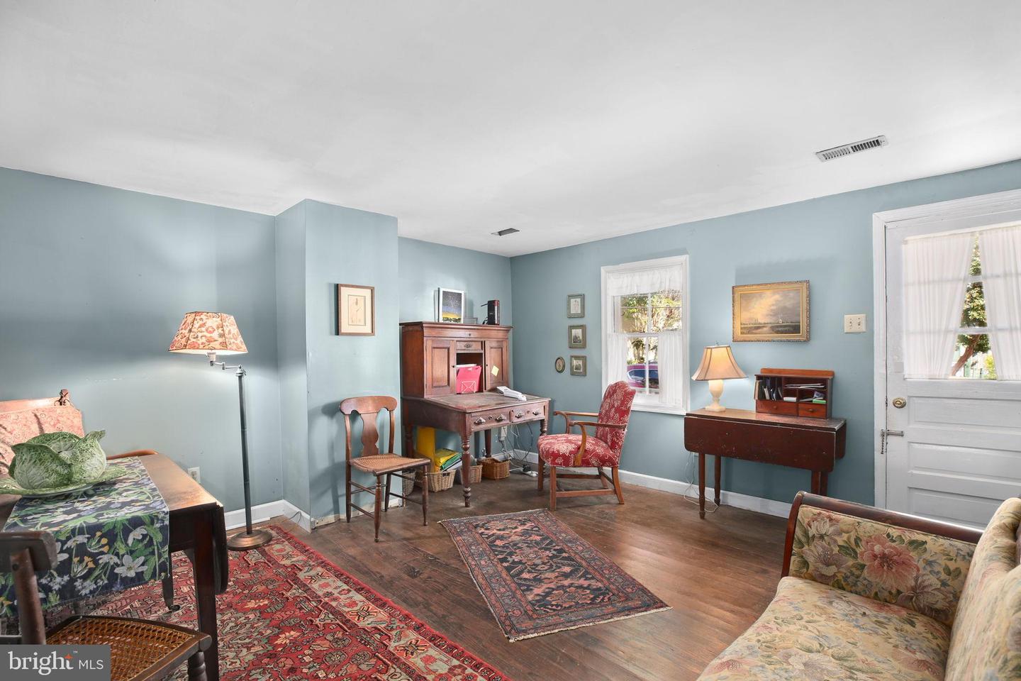 210 PRINCESS ANNE ST, FREDERICKSBURG, Virginia 22401, 3 Bedrooms Bedrooms, 6 Rooms Rooms,1 BathroomBathrooms,Residential,For sale,210 PRINCESS ANNE ST,VAFB2009514 MLS # VAFB2009514