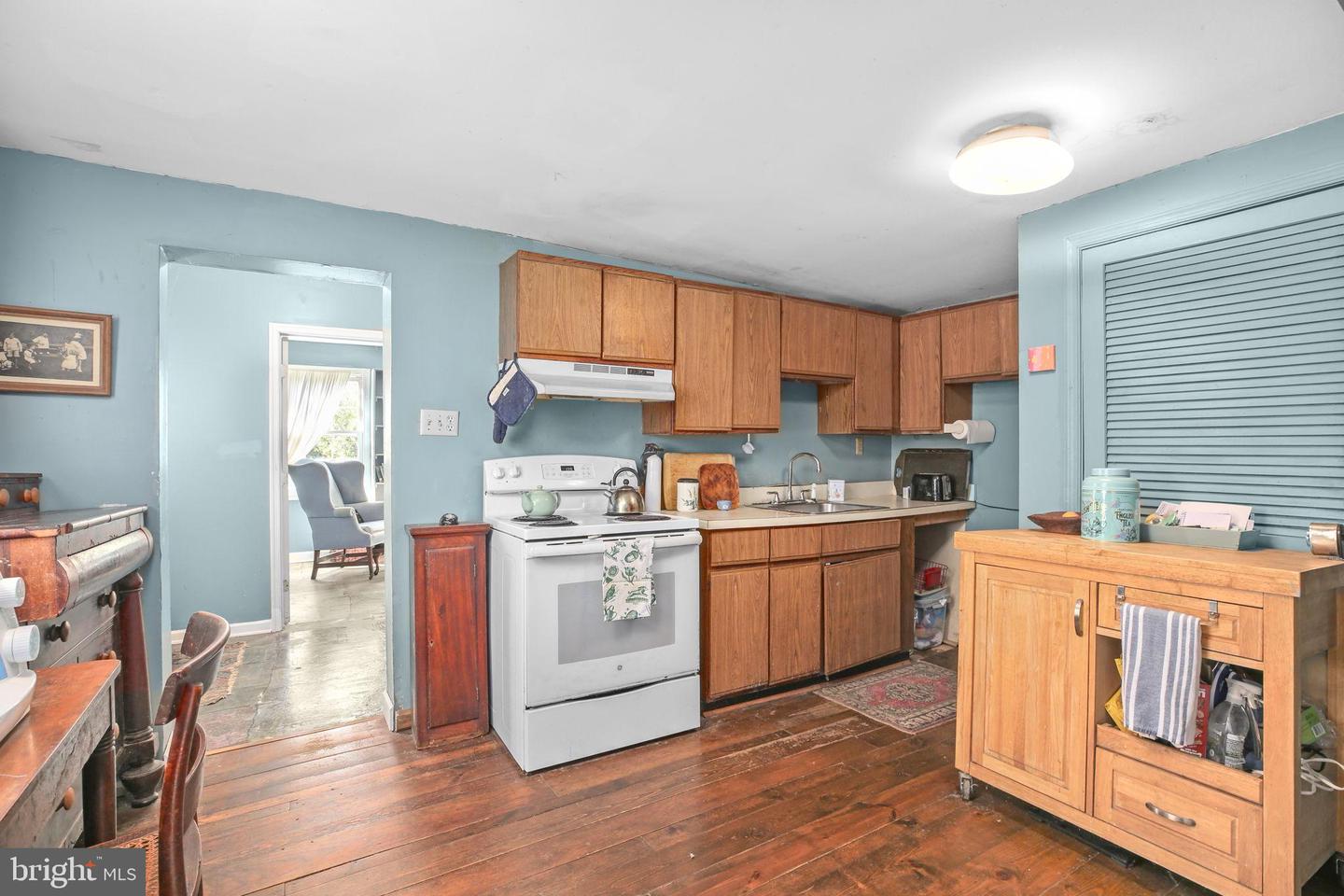 210 PRINCESS ANNE ST, FREDERICKSBURG, Virginia 22401, 3 Bedrooms Bedrooms, 6 Rooms Rooms,1 BathroomBathrooms,Residential,For sale,210 PRINCESS ANNE ST,VAFB2009514 MLS # VAFB2009514