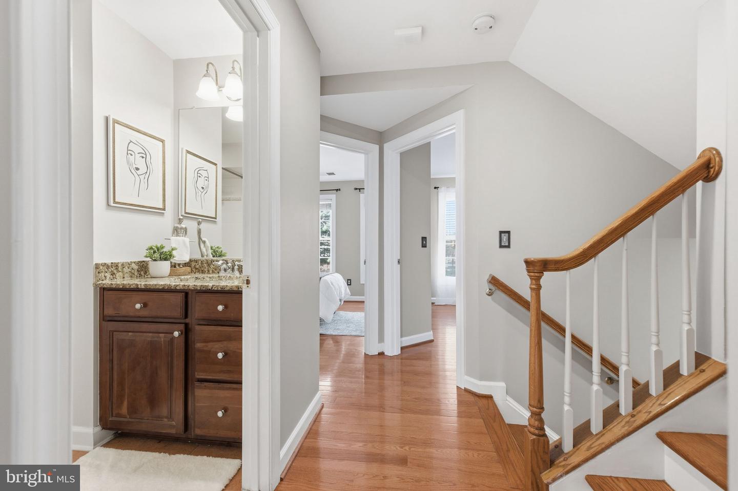 7996 RESERVE WAY, VIENNA, Virginia 22182, 4 Bedrooms Bedrooms, ,3 BathroomsBathrooms,Residential,For sale,7996 RESERVE WAY,VAFX2285462 MLS # VAFX2285462