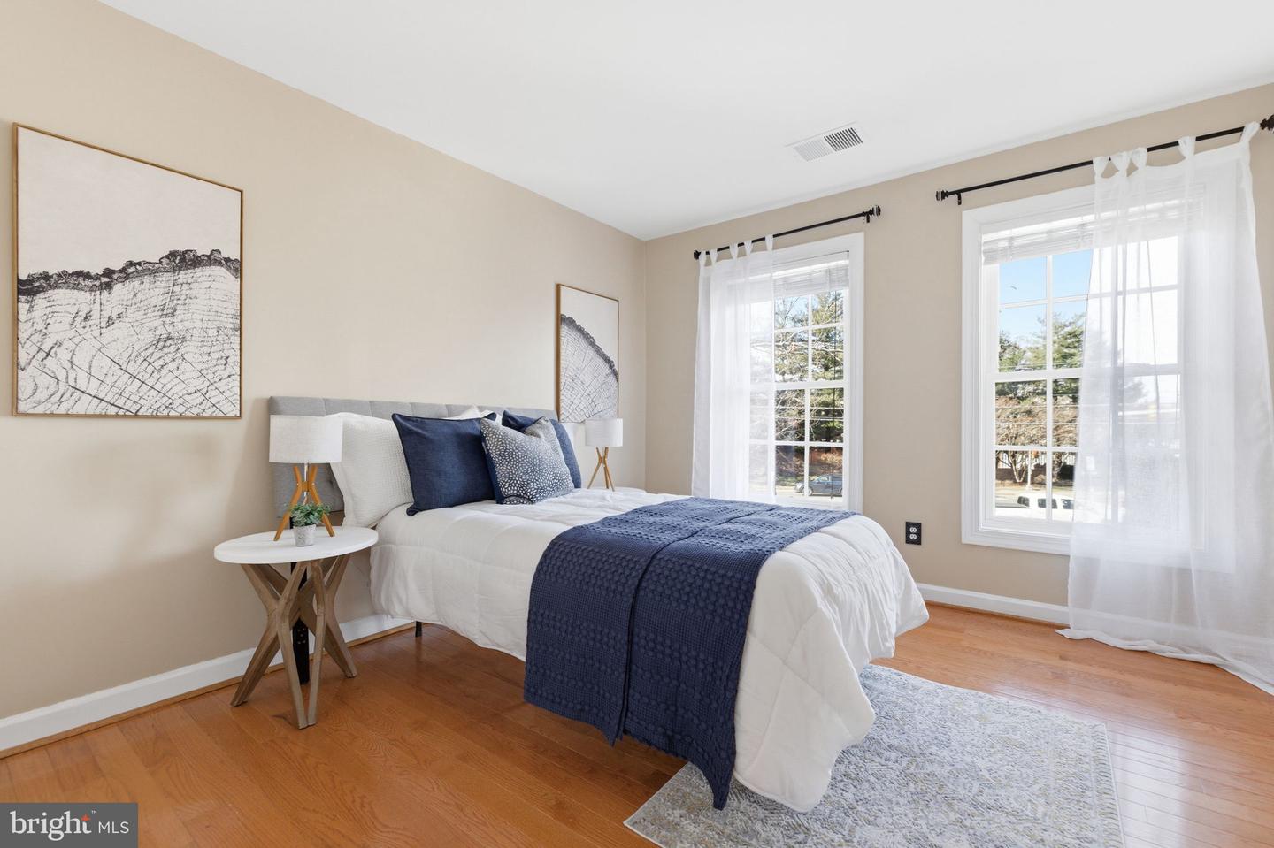 7996 RESERVE WAY, VIENNA, Virginia 22182, 4 Bedrooms Bedrooms, ,3 BathroomsBathrooms,Residential,For sale,7996 RESERVE WAY,VAFX2285462 MLS # VAFX2285462