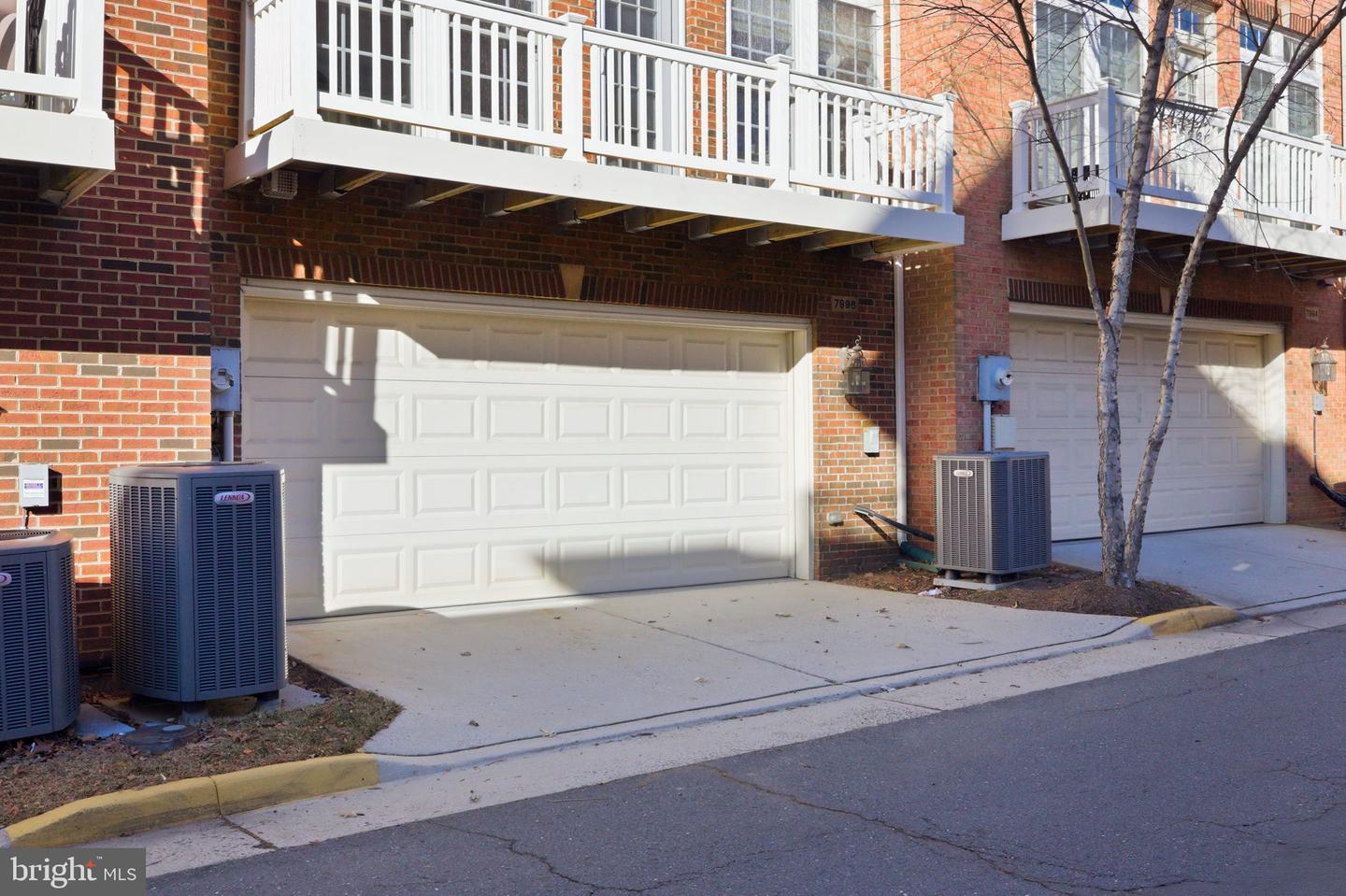 7996 RESERVE WAY, VIENNA, Virginia 22182, 4 Bedrooms Bedrooms, ,3 BathroomsBathrooms,Residential,For sale,7996 RESERVE WAY,VAFX2285462 MLS # VAFX2285462