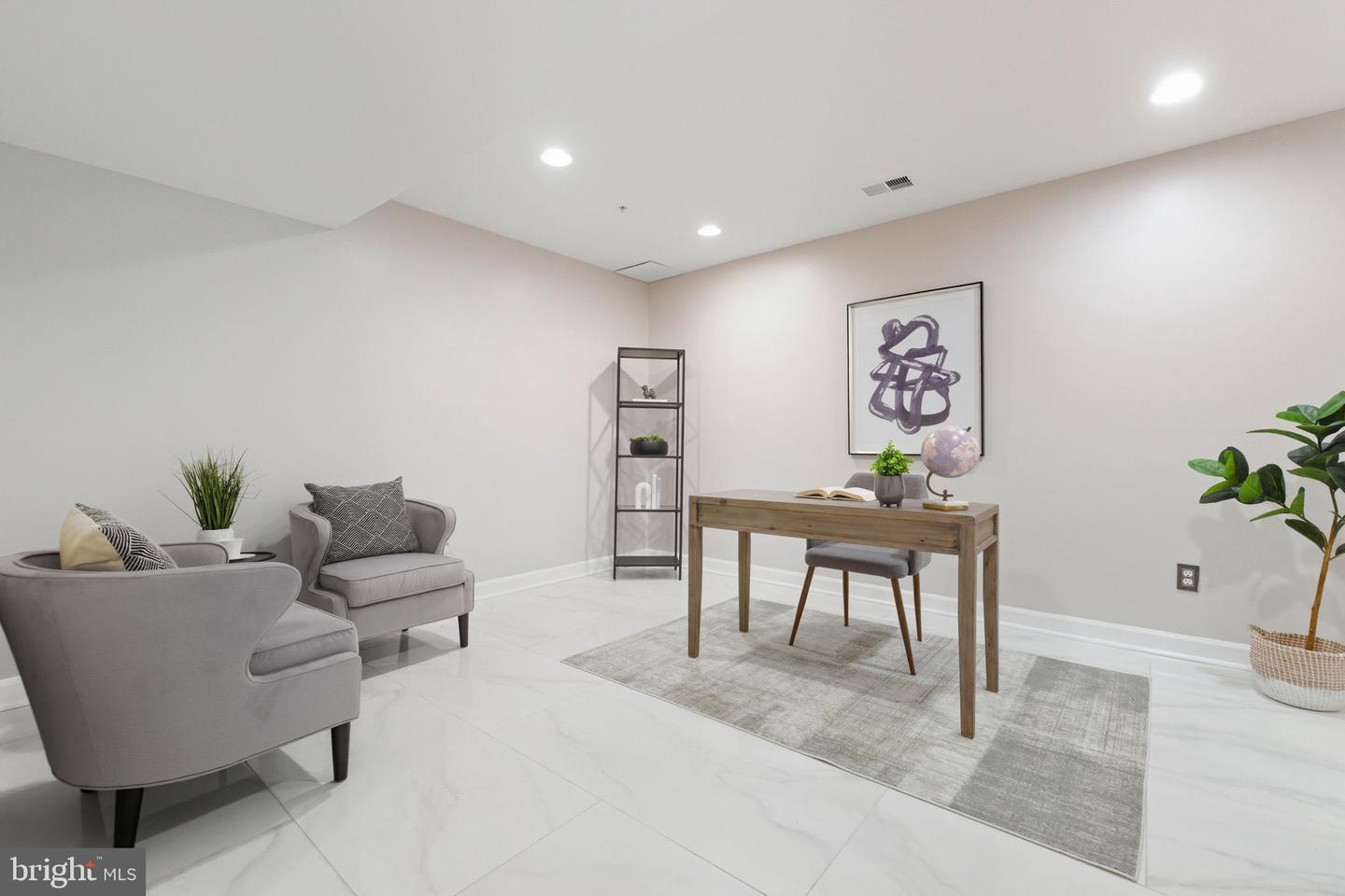 7996 RESERVE WAY, VIENNA, Virginia 22182, 4 Bedrooms Bedrooms, ,3 BathroomsBathrooms,Residential,For sale,7996 RESERVE WAY,VAFX2285462 MLS # VAFX2285462