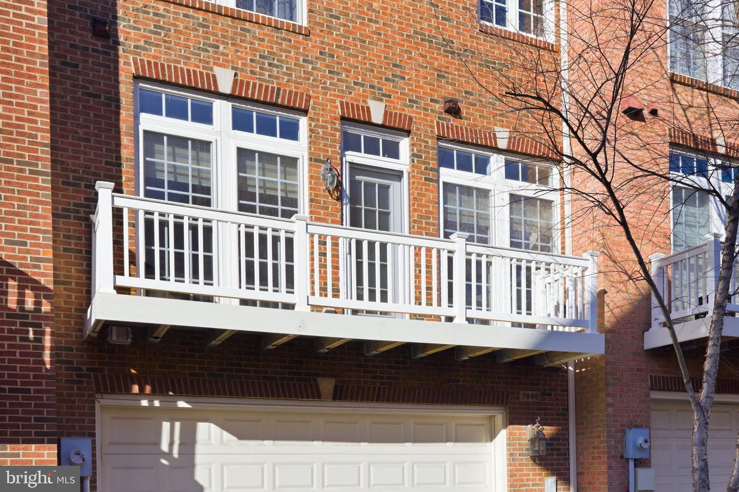 7996 RESERVE WAY, VIENNA, Virginia 22182, 4 Bedrooms Bedrooms, ,3 BathroomsBathrooms,Residential,For sale,7996 RESERVE WAY,VAFX2285462 MLS # VAFX2285462