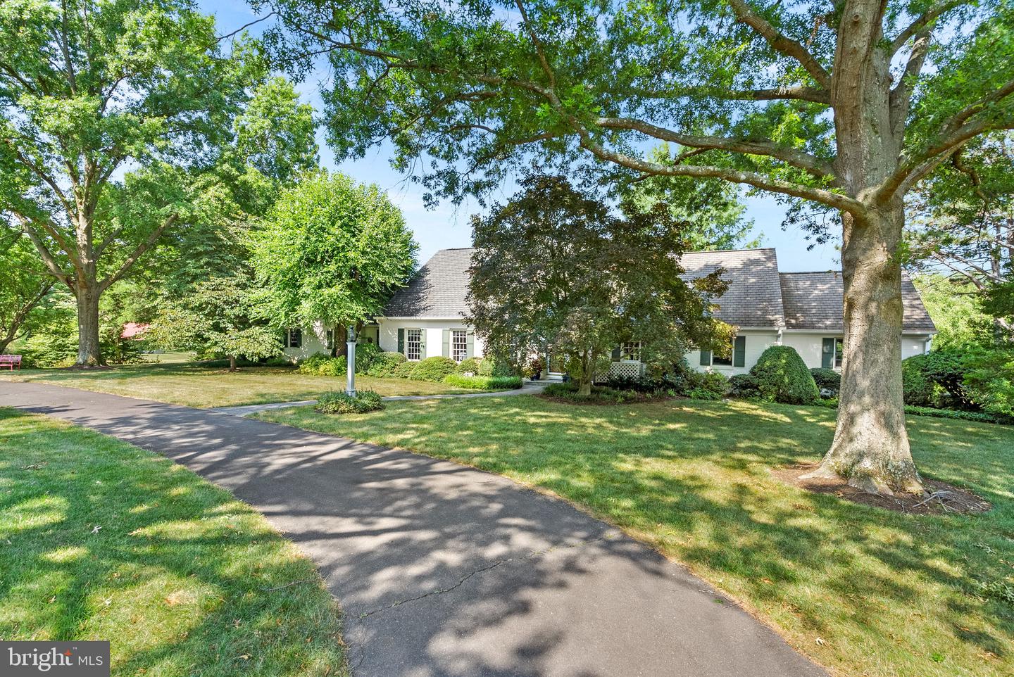 16309 HAMILTON STATION RD, WATERFORD, Virginia 20197, 3 Bedrooms Bedrooms, ,4 BathroomsBathrooms,Residential,For sale,16309 HAMILTON STATION RD,VALO2113880 MLS # VALO2113880