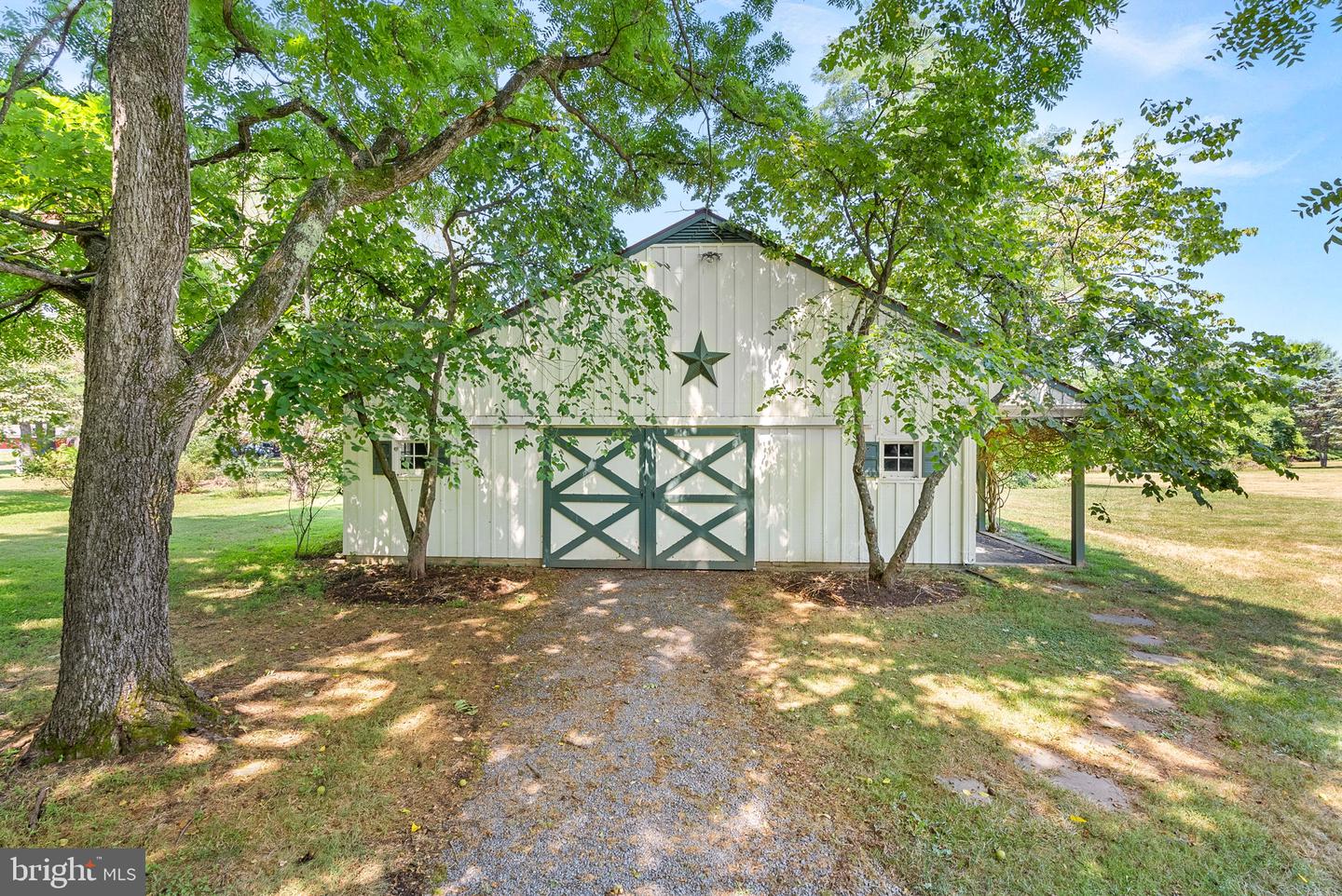 16309 HAMILTON STATION RD, WATERFORD, Virginia 20197, 3 Bedrooms Bedrooms, ,4 BathroomsBathrooms,Residential,For sale,16309 HAMILTON STATION RD,VALO2113880 MLS # VALO2113880