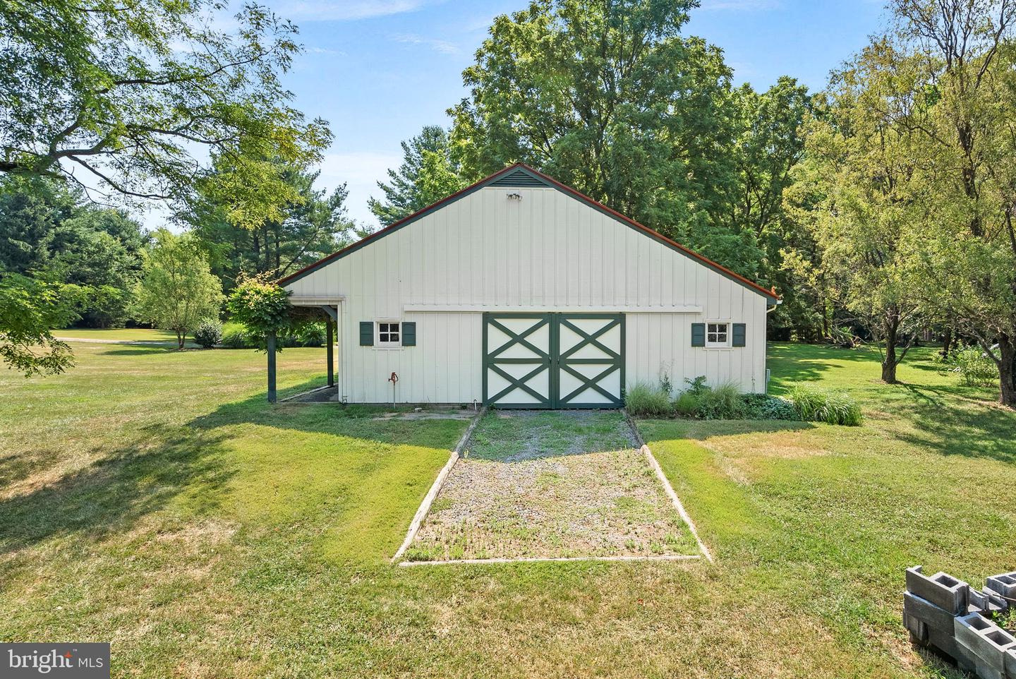 16309 HAMILTON STATION RD, WATERFORD, Virginia 20197, 3 Bedrooms Bedrooms, ,4 BathroomsBathrooms,Residential,For sale,16309 HAMILTON STATION RD,VALO2113880 MLS # VALO2113880