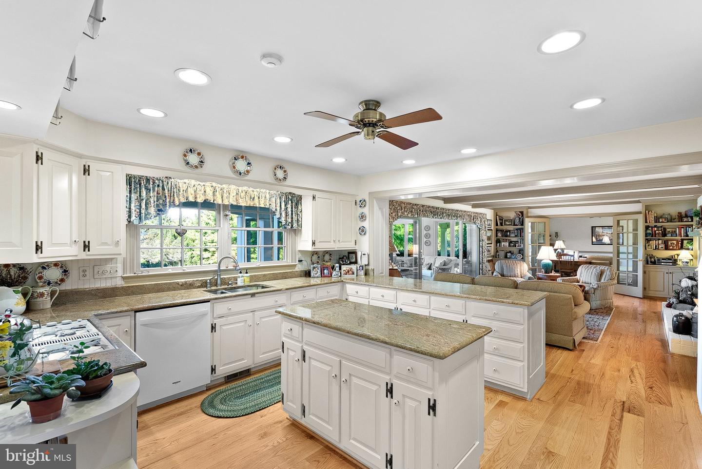 16309 HAMILTON STATION RD, WATERFORD, Virginia 20197, 3 Bedrooms Bedrooms, ,4 BathroomsBathrooms,Residential,For sale,16309 HAMILTON STATION RD,VALO2113880 MLS # VALO2113880