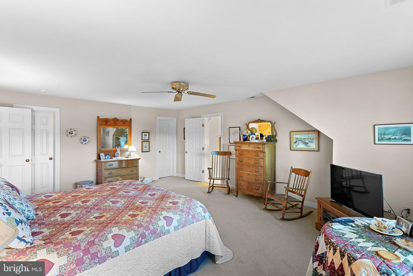 16309 HAMILTON STATION RD, WATERFORD, Virginia 20197, 3 Bedrooms Bedrooms, ,4 BathroomsBathrooms,Residential,For sale,16309 HAMILTON STATION RD,VALO2113880 MLS # VALO2113880