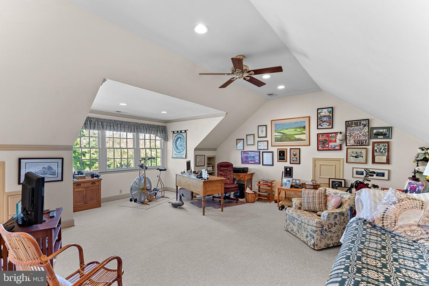 16309 HAMILTON STATION RD, WATERFORD, Virginia 20197, 3 Bedrooms Bedrooms, ,4 BathroomsBathrooms,Residential,For sale,16309 HAMILTON STATION RD,VALO2113880 MLS # VALO2113880