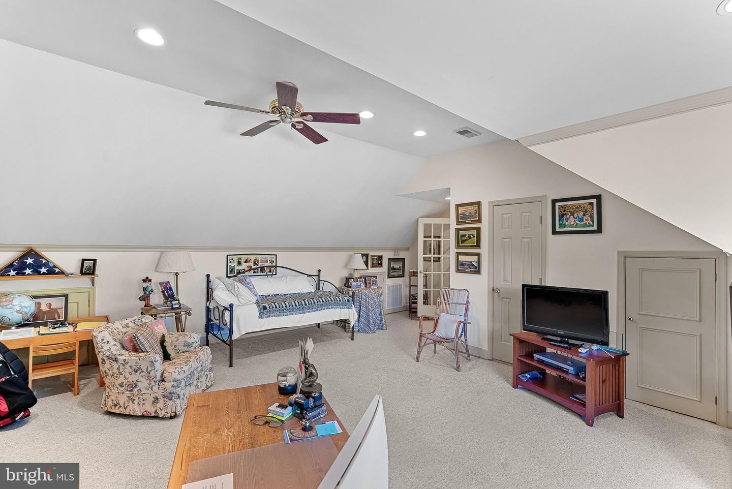 16309 HAMILTON STATION RD, WATERFORD, Virginia 20197, 3 Bedrooms Bedrooms, ,4 BathroomsBathrooms,Residential,For sale,16309 HAMILTON STATION RD,VALO2113880 MLS # VALO2113880