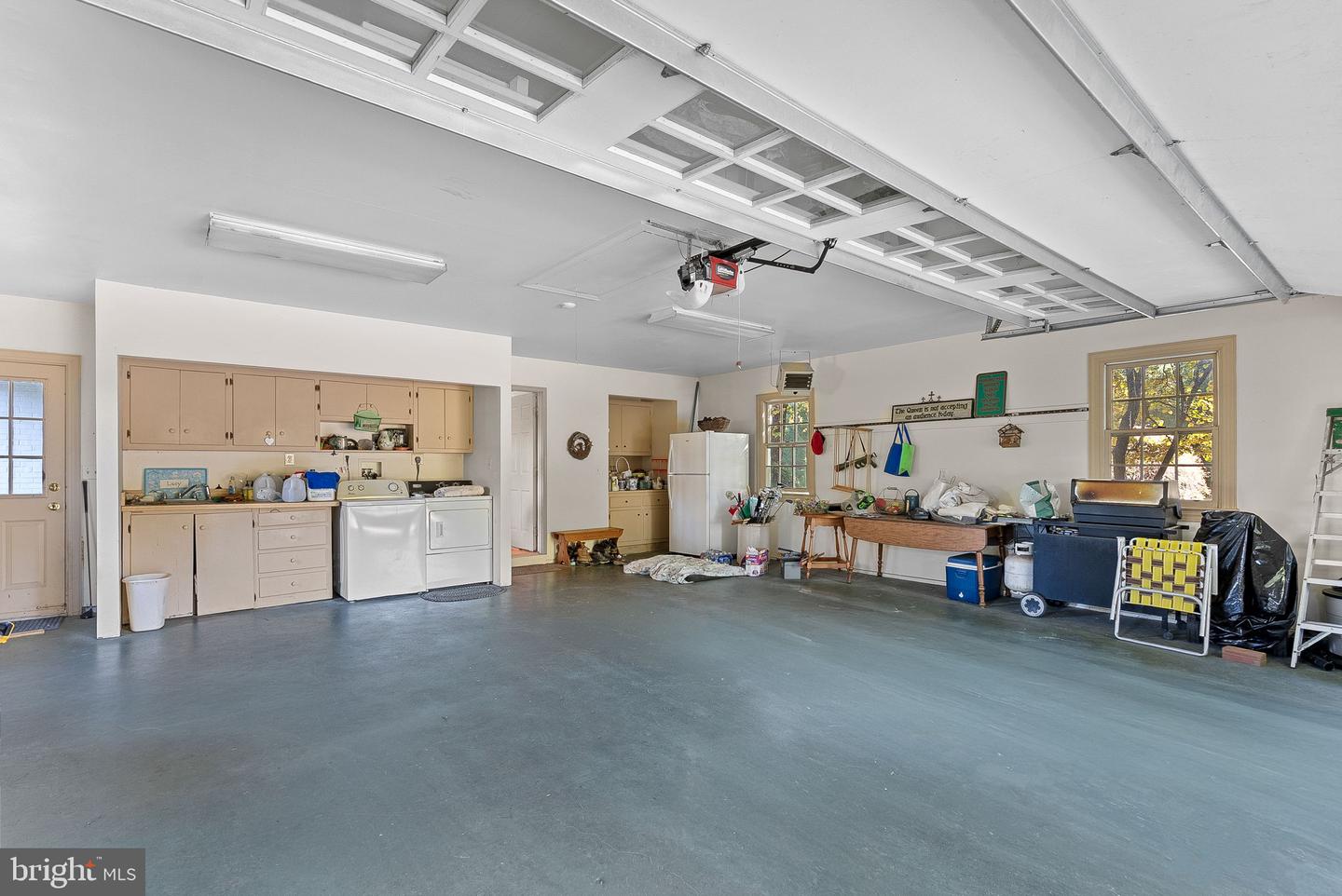 16309 HAMILTON STATION RD, WATERFORD, Virginia 20197, 3 Bedrooms Bedrooms, ,4 BathroomsBathrooms,Residential,For sale,16309 HAMILTON STATION RD,VALO2113880 MLS # VALO2113880