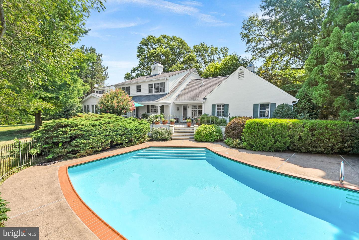 16309 HAMILTON STATION RD, WATERFORD, Virginia 20197, 3 Bedrooms Bedrooms, ,4 BathroomsBathrooms,Residential,For sale,16309 HAMILTON STATION RD,VALO2113880 MLS # VALO2113880