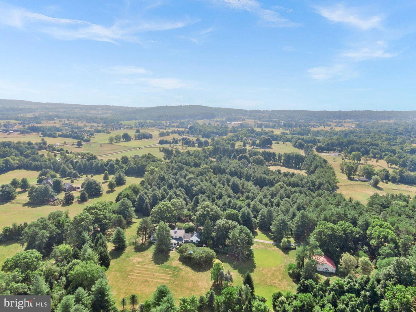 16309 HAMILTON STATION RD, WATERFORD, Virginia 20197, 3 Bedrooms Bedrooms, ,4 BathroomsBathrooms,Residential,For sale,16309 HAMILTON STATION RD,VALO2113880 MLS # VALO2113880