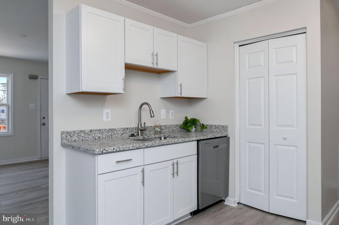 10 ROSEWOOD ST, FREDERICKSBURG, Virginia 22405, 3 Bedrooms Bedrooms, 5 Rooms Rooms,1 BathroomBathrooms,Residential,For sale,10 ROSEWOOD ST,VAST2045226 MLS # VAST2045226