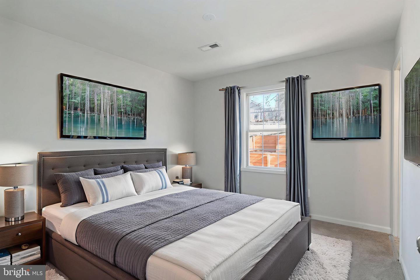 10 ROSEWOOD ST, FREDERICKSBURG, Virginia 22405, 3 Bedrooms Bedrooms, 5 Rooms Rooms,1 BathroomBathrooms,Residential,For sale,10 ROSEWOOD ST,VAST2045226 MLS # VAST2045226