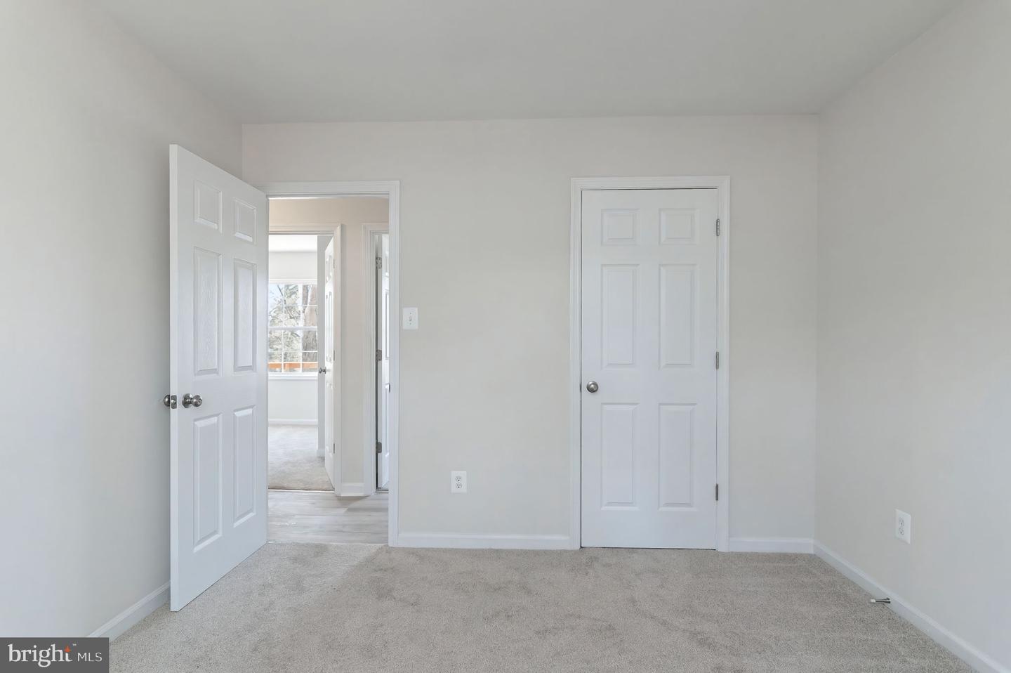 10 ROSEWOOD ST, FREDERICKSBURG, Virginia 22405, 3 Bedrooms Bedrooms, 5 Rooms Rooms,1 BathroomBathrooms,Residential,For sale,10 ROSEWOOD ST,VAST2045226 MLS # VAST2045226