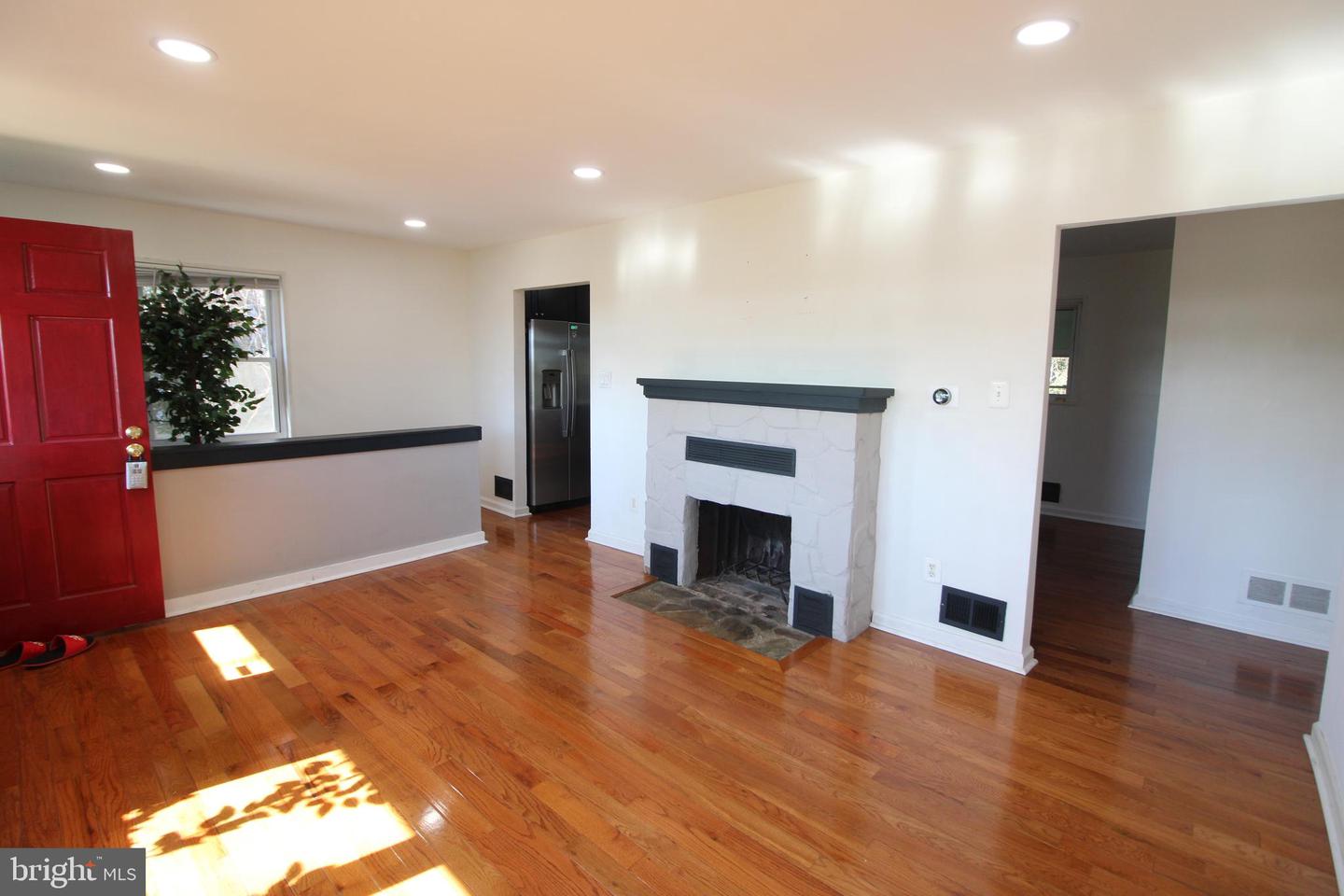 4009 TANEY AVE, ALEXANDRIA, Virginia 22304, 3 Bedrooms Bedrooms, ,2 BathroomsBathrooms,Residential,For sale,4009 TANEY AVE,VAAX2053094 MLS # VAAX2053094