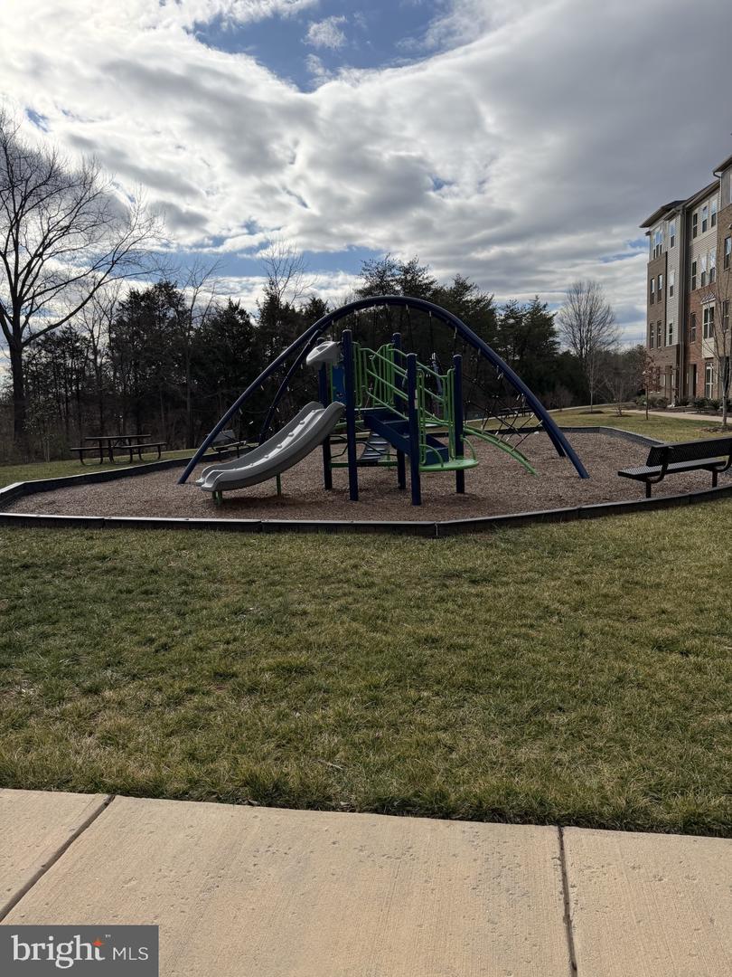 24729 MONK MEADOWS TER, STERLING, Virginia 20166, 3 Bedrooms Bedrooms, ,2 BathroomsBathrooms,Residential,For sale,24729 MONK MEADOWS TER,VALO2113892 MLS # VALO2113892