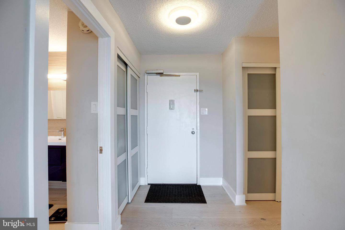 203 YOAKUM PKWY #1520, ALEXANDRIA, Virginia 22304, 2 Bedrooms Bedrooms, ,1 BathroomBathrooms,Residential,For sale,203 YOAKUM PKWY #1520,VAAX2053098 MLS # VAAX2053098