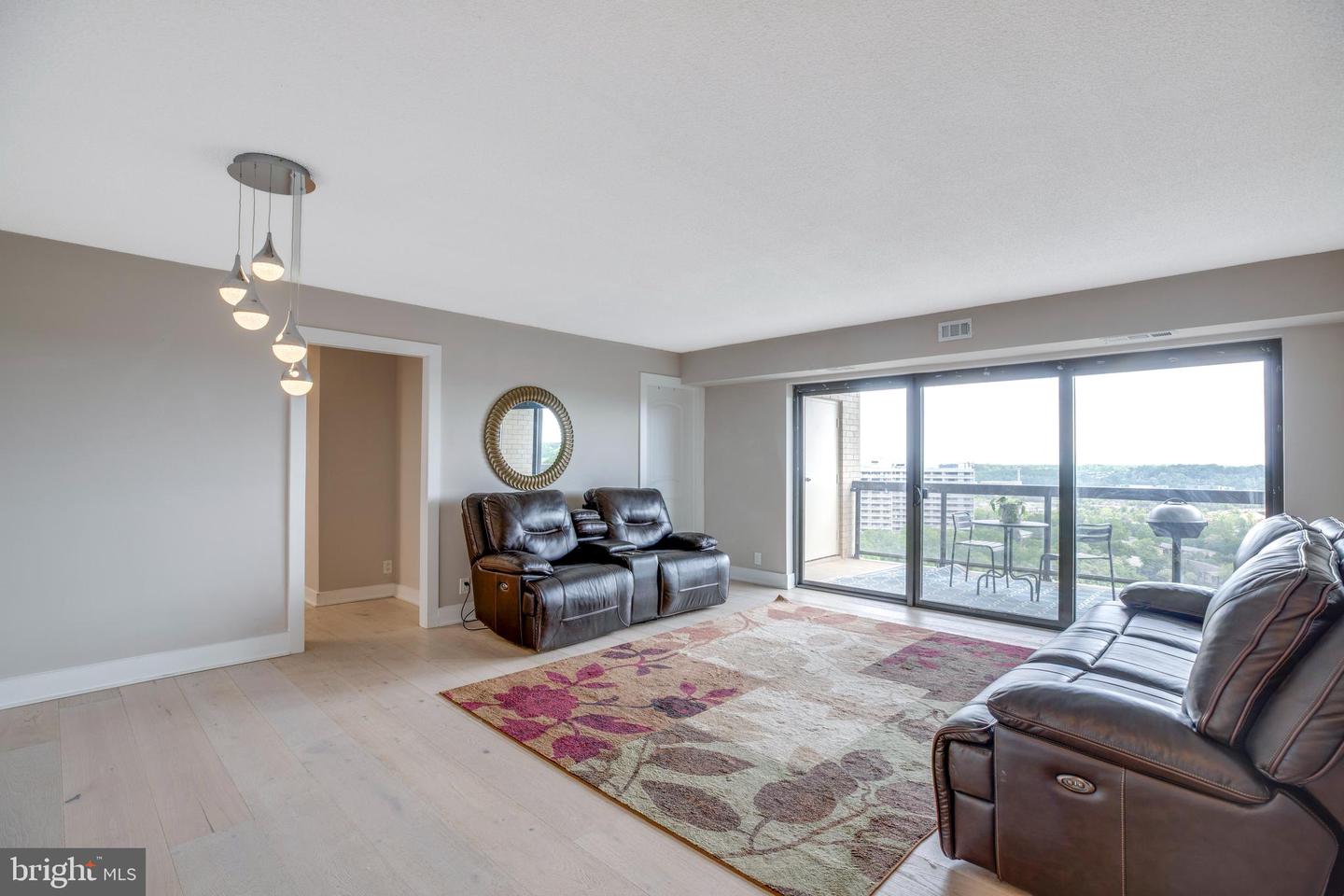 203 YOAKUM PKWY #1520, ALEXANDRIA, Virginia 22304, 2 Bedrooms Bedrooms, ,1 BathroomBathrooms,Residential,For sale,203 YOAKUM PKWY #1520,VAAX2053098 MLS # VAAX2053098