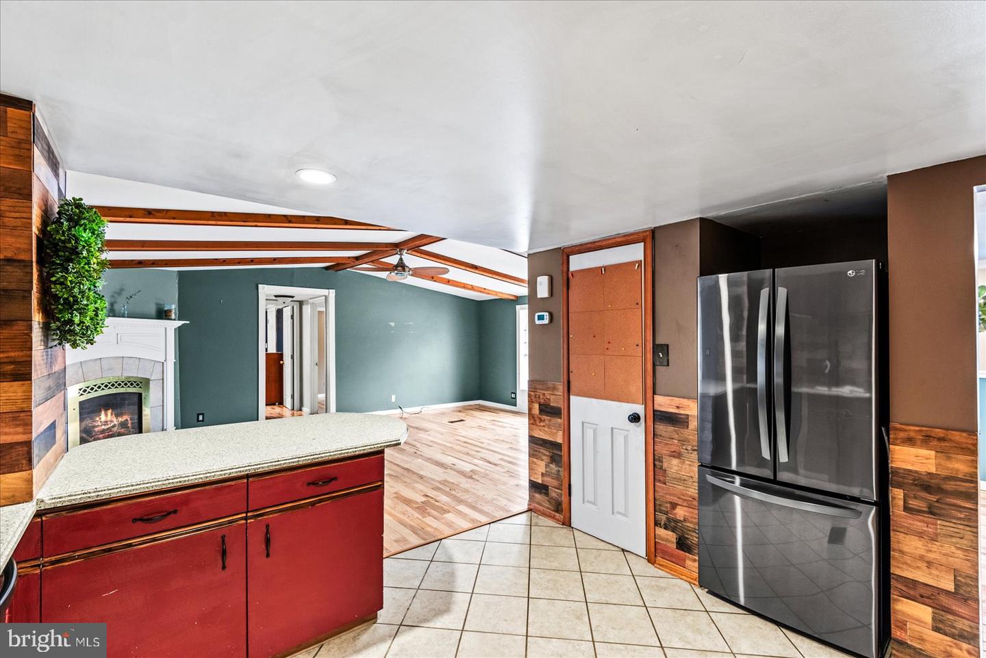 312 TIMBER TRL, SPOTSYLVANIA, Virginia 22551, 3 Bedrooms Bedrooms, ,2 BathroomsBathrooms,Residential,For sale,312 TIMBER TRL,VASP2038616 MLS # VASP2038616