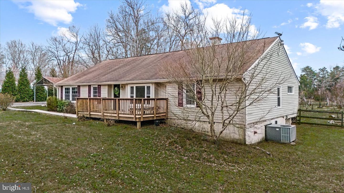 312 TIMBER TRL, SPOTSYLVANIA, Virginia 22551, 3 Bedrooms Bedrooms, ,2 BathroomsBathrooms,Residential,For sale,312 TIMBER TRL,VASP2038616 MLS # VASP2038616