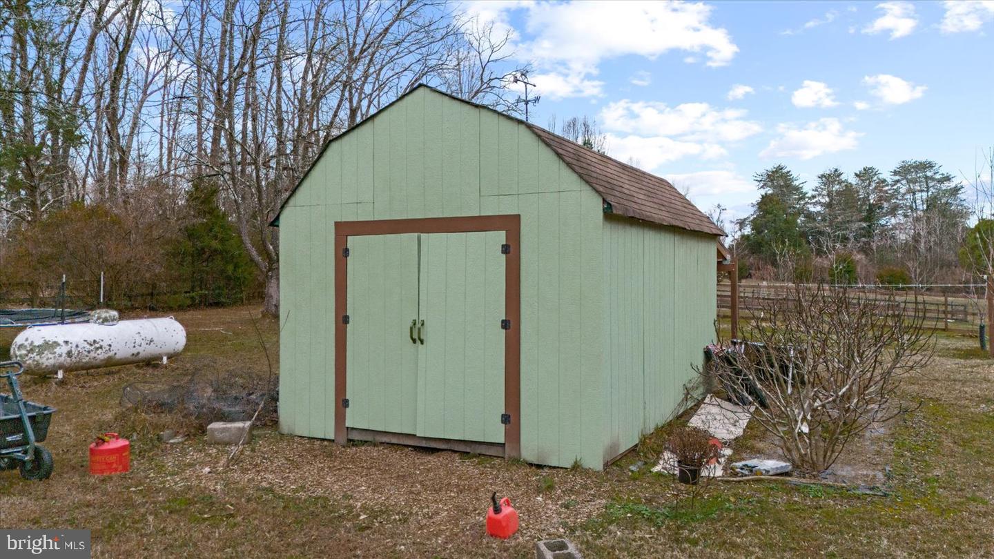 312 TIMBER TRL, SPOTSYLVANIA, Virginia 22551, 3 Bedrooms Bedrooms, ,2 BathroomsBathrooms,Residential,For sale,312 TIMBER TRL,VASP2038616 MLS # VASP2038616