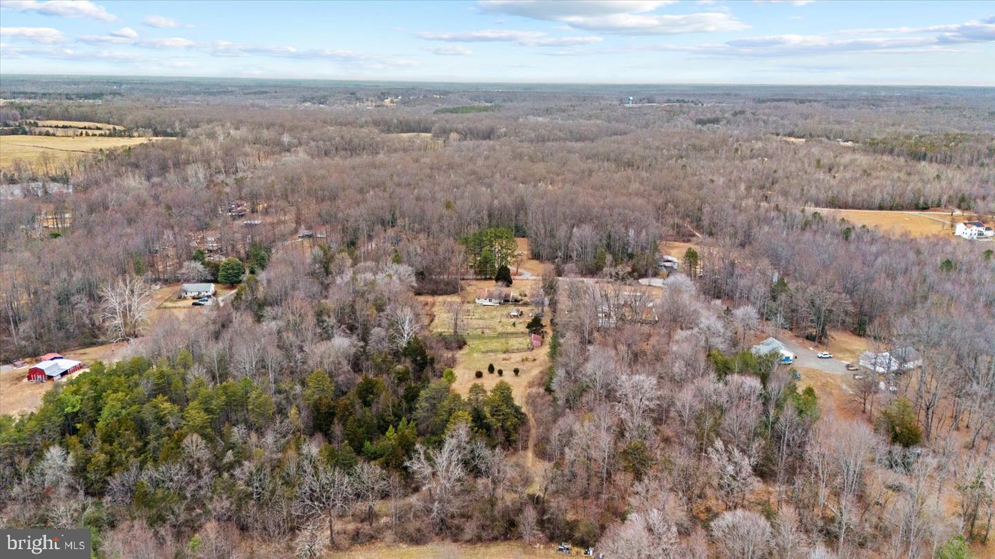 312 TIMBER TRL, SPOTSYLVANIA, Virginia 22551, 3 Bedrooms Bedrooms, ,2 BathroomsBathrooms,Residential,For sale,312 TIMBER TRL,VASP2038616 MLS # VASP2038616