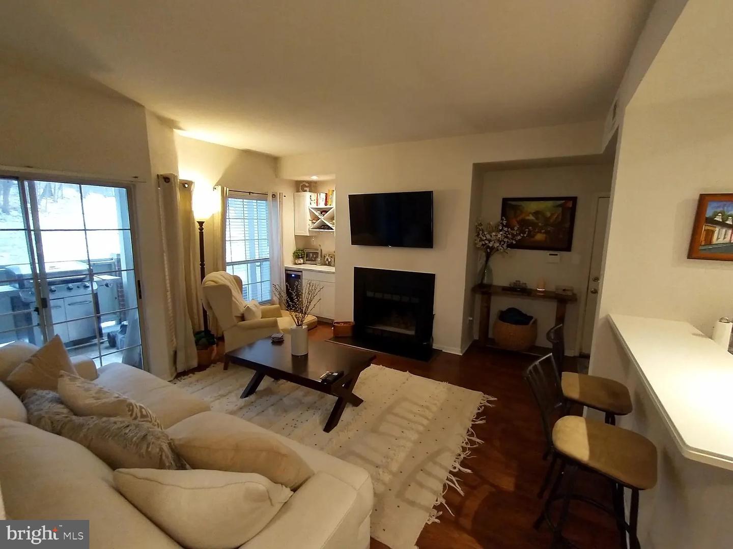 3904 PENDERVIEW DR #706, FAIRFAX, Virginia 22033, 1 Bedroom Bedrooms, ,1 BathroomBathrooms,Residential,For sale,3904 PENDERVIEW DR #706,VAFX2285560 MLS # VAFX2285560