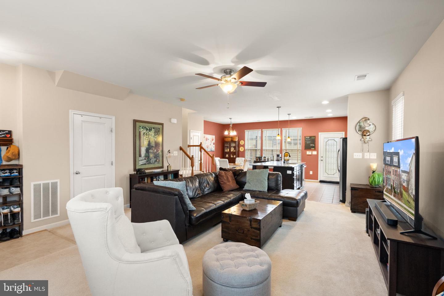 11968 BENTON LAKE RD, BRISTOW, Virginia 20136, 3 Bedrooms Bedrooms, 15 Rooms Rooms,2 BathroomsBathrooms,Residential,For sale,11968 BENTON LAKE RD,VAPW2110486 MLS # VAPW2110486